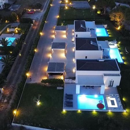 Les Residences 스보로나타 외부 사진